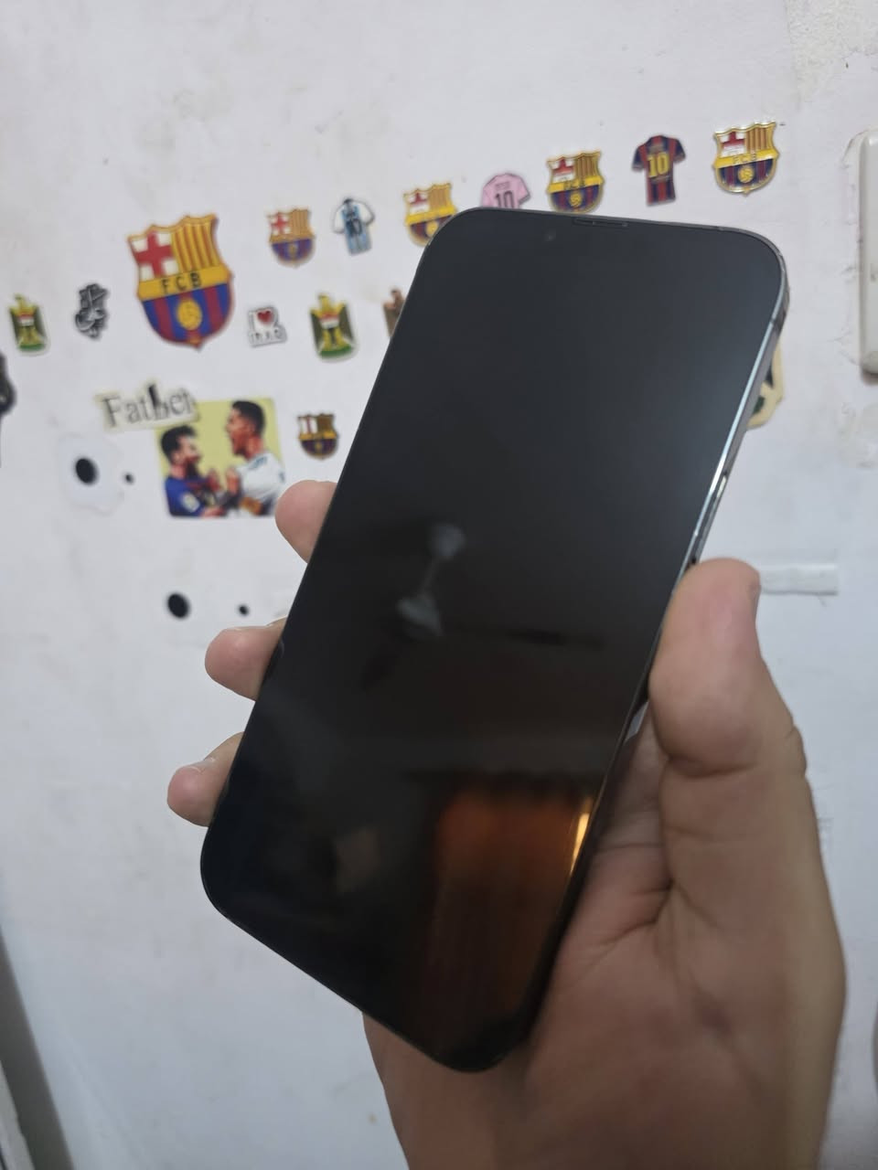 ايفون 13برو ماكس شرق اوسط ذاكرة 256 بطارية86 بلادية ممعلاية 
مبدل ضهر والفيس ايدي واكف قاري كامرة مبدلة بس هية مامبدلة من واگع طلعت الرسالة هسة تشتغلX1 وX3 طبيعيات 
الامامية تشتغل طبيعي 
ال0.5 ماتشتغل 
هاي تفاصيل التلفون الباقي كلة شغال ومابي اي عطل 
سعرة ب450الف قفل رجاءا لاتدخل تسأل شكد نهايتة كاتبلك هنا قفل 
العنوان /بغــداد الجديــدة /تقـاطع السينمــا البيضـاء
توصيل ماعندي شراي خاص او علق ادزلك رقمي
