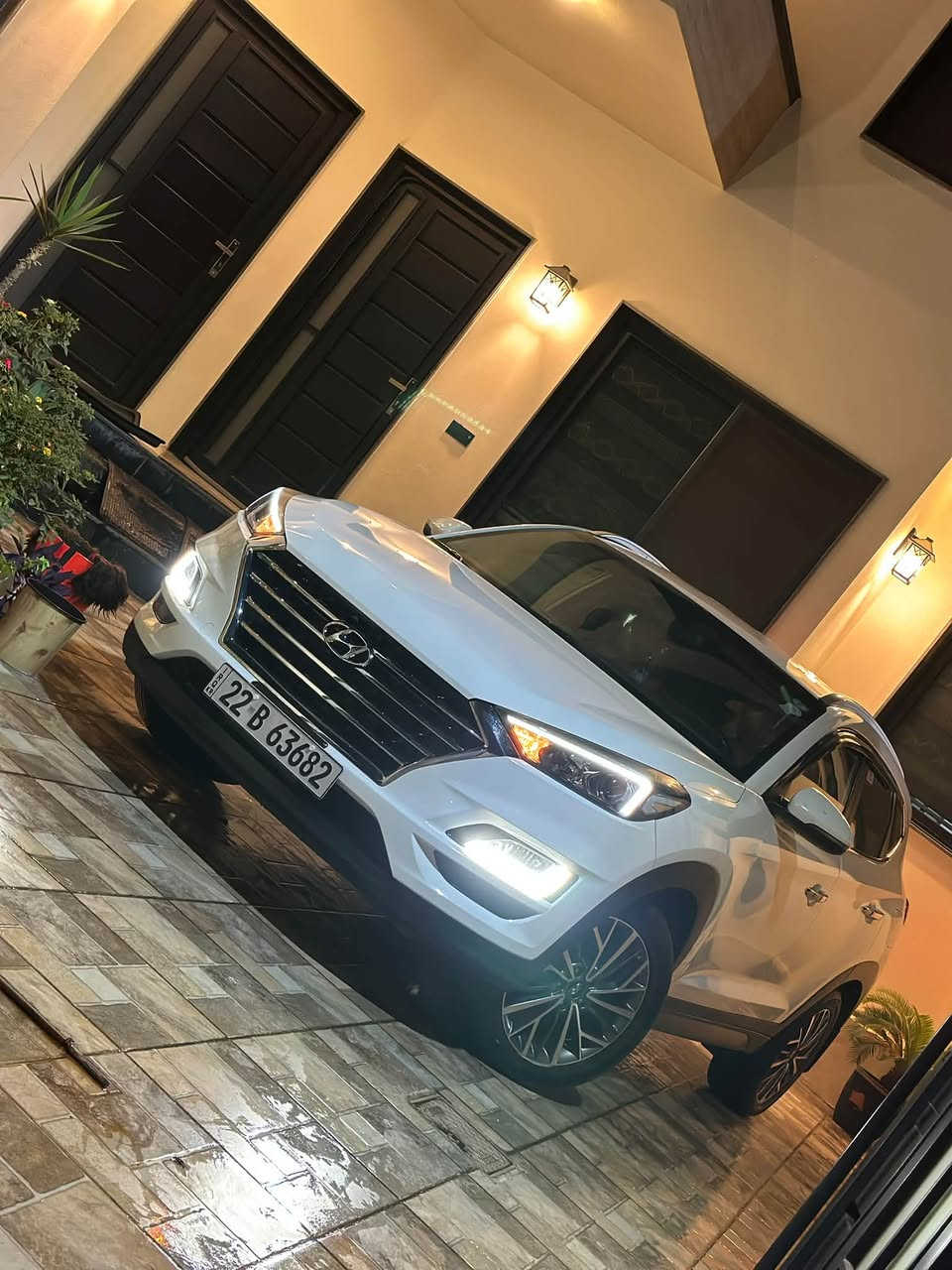 السلام عليكم
Hyundai Tucson

موديل 2020 كوري اصل وليس چيكي

ماشيه 108.000

مكينه 2.000دوش 

محرك +كير شرط ما مفتوح 

فول مواصفات عدا البانوراما 

بصمه تشغيل 

تشغيل عن بعد 

بصمه أبواب 

اشاير بل مري 

مري شفط

نضام ترحيب 

كراسي امامي الاثنين كهرباء ⚡️ 

شاشه وكامره اصلي يدعم كار بلي واندرويد اوتو 

شحن لاسلكي 

ويل كب كروم 

هندبريك بل رجل 

اريل نافكيشن زعنفه 

حساسات امامي خلفي 

طخم تايات جديد 

السياره جاهزه خاليه من اي نقص 

سنويه باسمنا إلى 2031 

هزه إلى 2027/7تسقط 

مكاني موصل 

***********اتصال +واتساب
