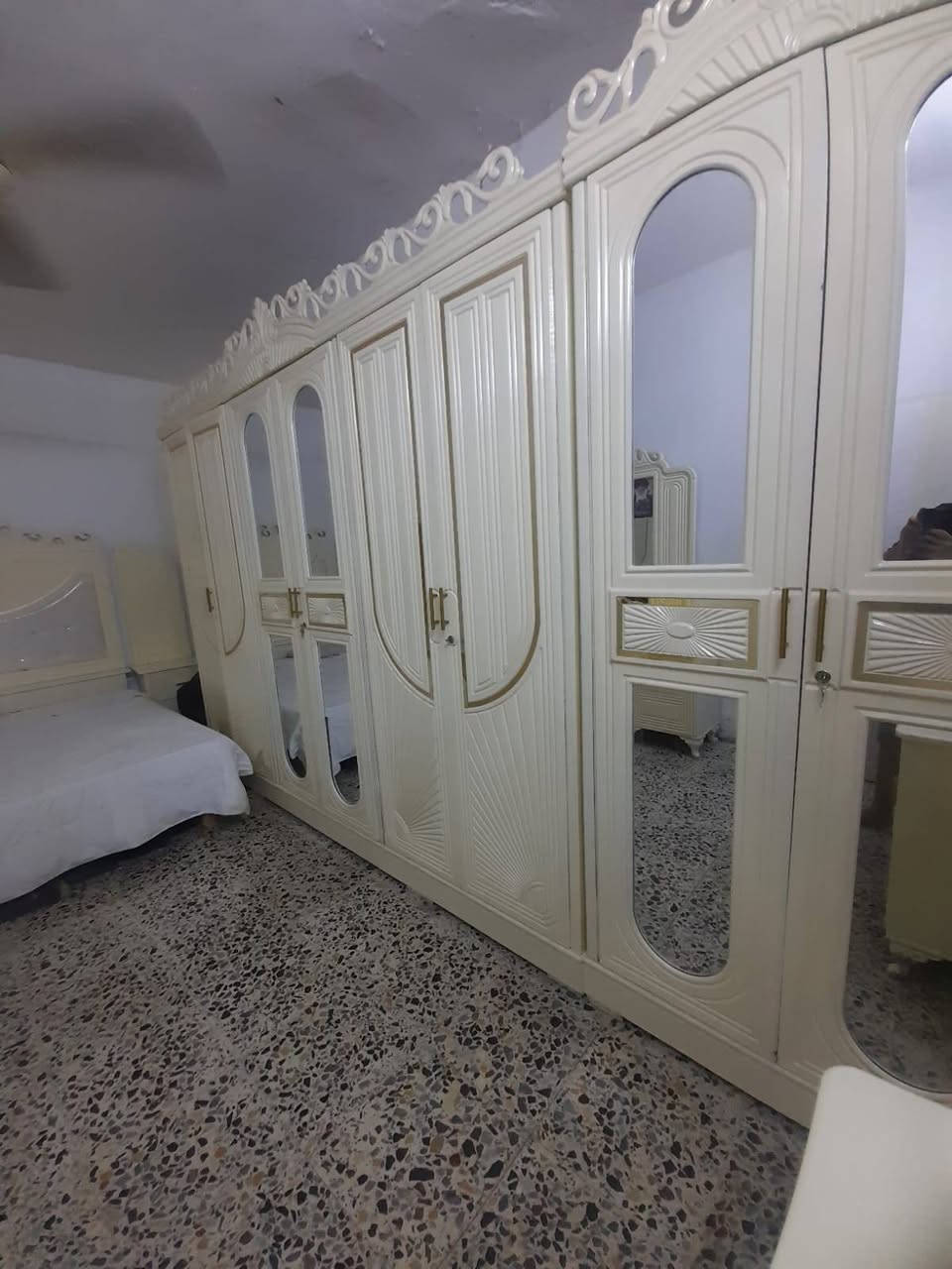 غرفة نوم • نجارة عراقية • فراش هدية