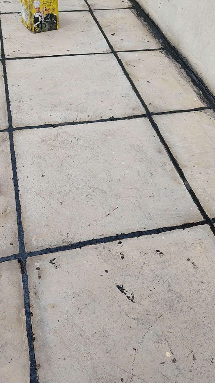 تم اكمال ييت اسطه نبيل 
شغل ماستك قلع ماستك قديم وتنظيف مكان وفرش ماستك من جديد كرست وعمل شغل درجه اولى كمال واضح بالصور سعر مناسب وهناك.تخفيضات.خاص للعوائل الفقراء والايتام وعوائل الشهداء
لاستفسار ***********  اسطه مراد باقر 
*********** او يرجى مراسله الصفحة 
نعمل بكل محافظات العراق ودوائر الحكومية
