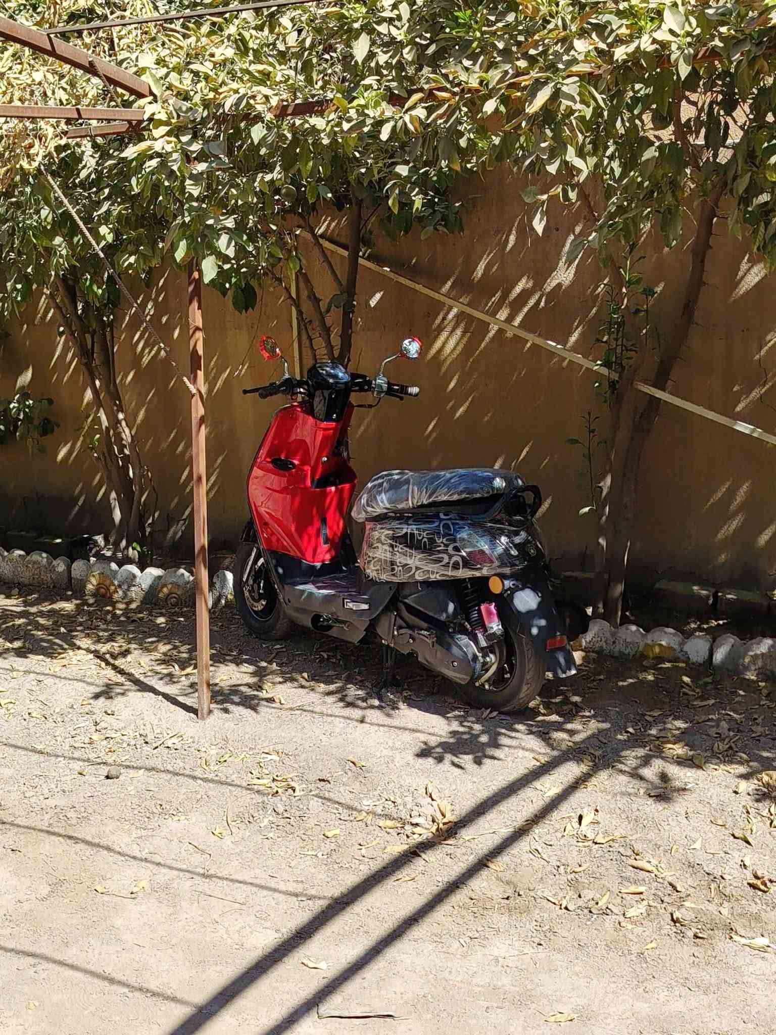 سلام عليكم دراجه للبيع بوليسي نضيفه من البجم للبجم كابريته مزوده سعر ٧٠٠وبيها مجال رقم الهتف ***********
