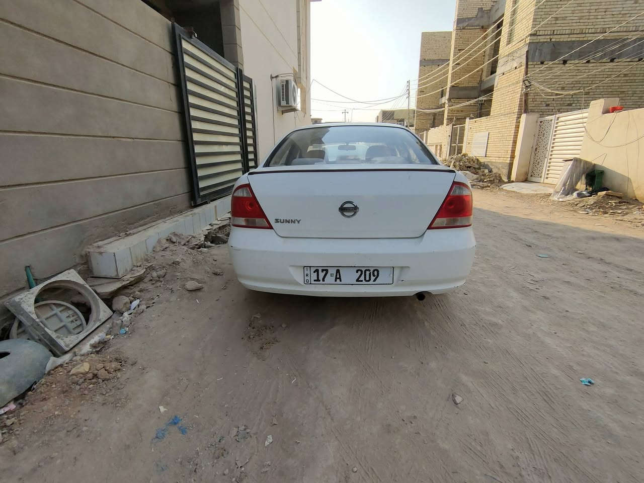 نيسان • حالة جيدة • مع الرقم