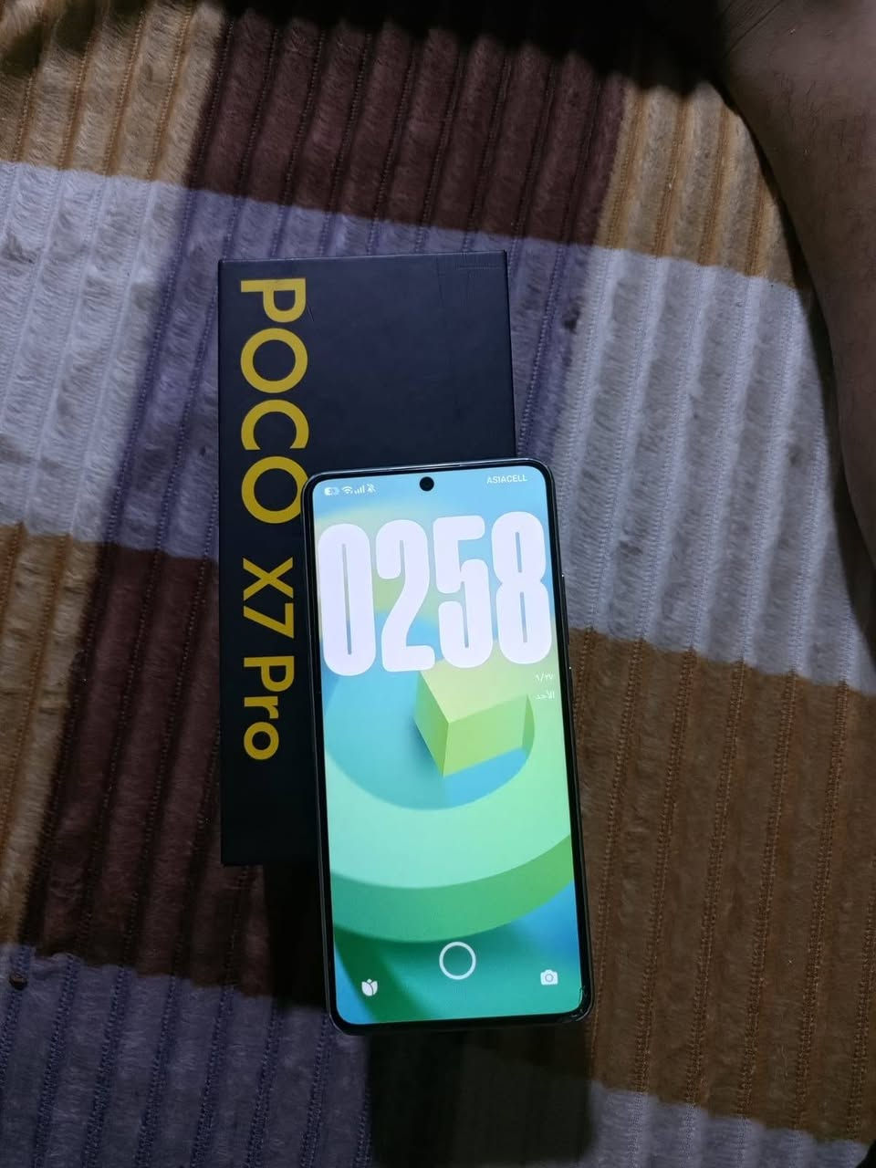 وبوكو اكس 7برو ذاكرة عملاقه 512 كامل ملحقاته بطاريه 90 يشغل 120فريم ببجي شغال مابي اي مشكله بي شخوط بالاطار للبيع او مراوس ايفون شراي يتصل او خاص ***********
