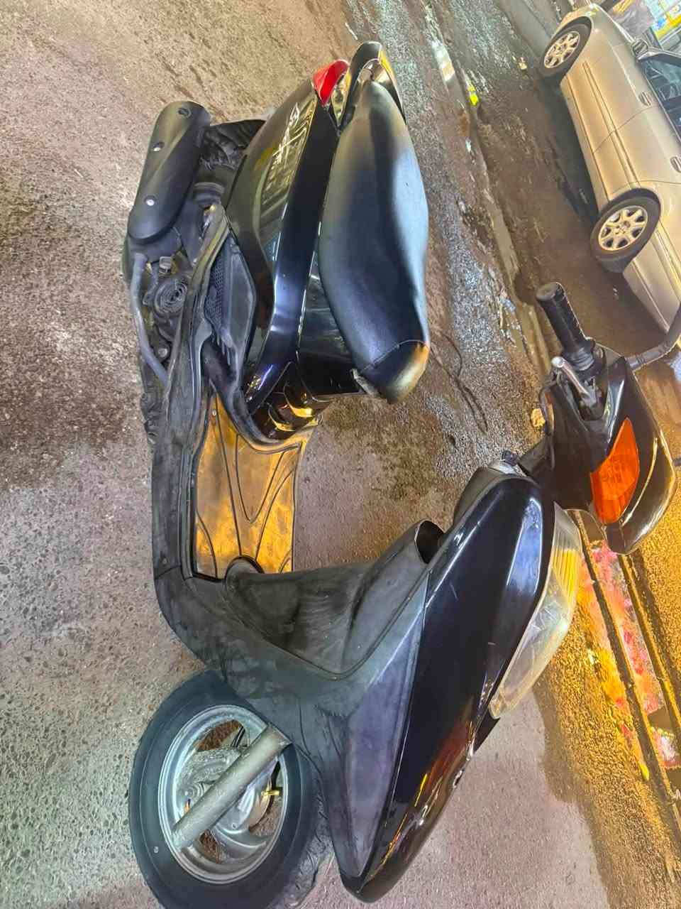 للبيع بريز نكره سلف محرك فكفول شلعه معدل فول دراجه مكنيه مكفوله كهربايات كلها شغاله السعر 700شراي يتصل ***********
