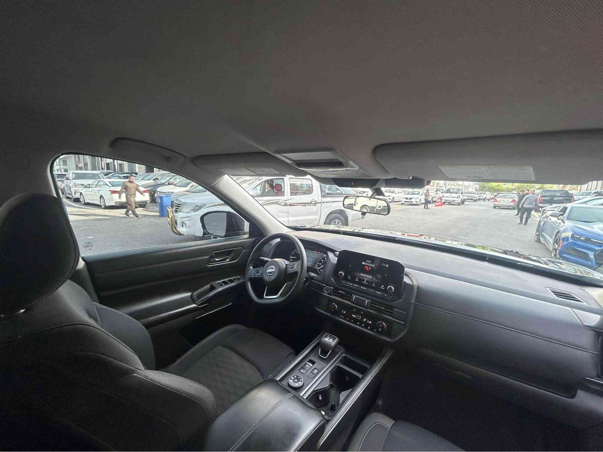 نیسان باثفايندر S  4WD
موديل ٢٠٢٤ 
سعر 217$ 🔥⭐️
السيارة بدون صبغ  - حتى دعاميات مابيها صبغ 
ملاحظة : باب امامي عكس سايق تبديل بلادي نفس لون
بدون ايرباك 
كير + محرك كل بشرط 
بصمة 
شاشة كبير
كاميرا
٧ راكب 
فور ويل 
بيها رادارات امامي +جانبي + خلفي
السيارة بدون رقم 
عنوان اربيل 
رقم شاصي
5N1DR3AC0RC218609

رقم تليفون *********** أربيل, العراق
