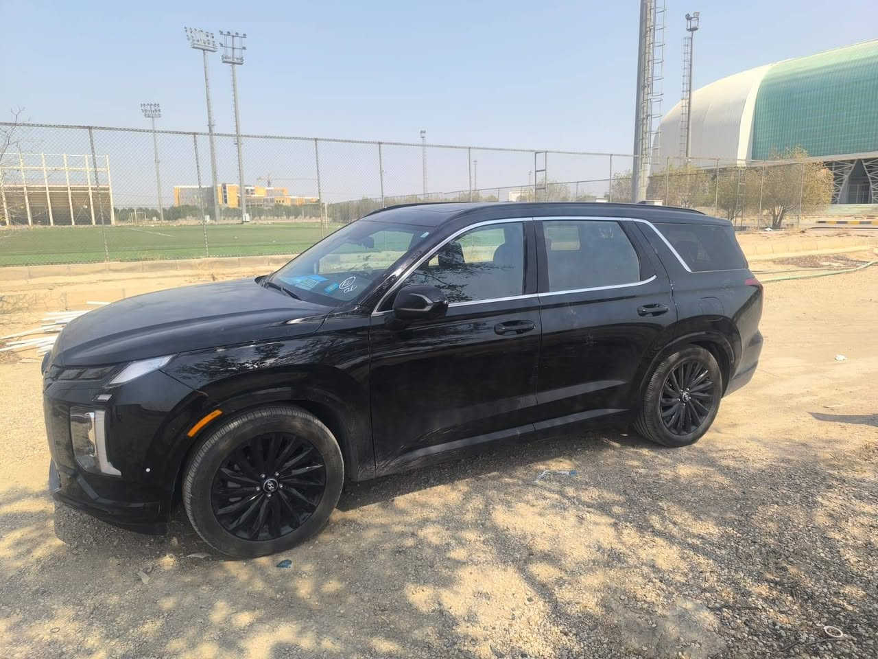 بلسايد موديل 25  ماشية 10تالاف
السعر 290وبيها مجال 
حادثة بنيد وجاملغ عالبارد 
فول مواصفات أعلى فئه كالكراف
 1 بصمه _تشغيل عن بعد
2 _ كشنات جلد سياحي VIP 
3-شاشه _ تحكمات
4 _ انظمه قياده
5 _ حساسات _ رادار 
6تبريد ما شالله
7 _ كشن كهربائي
8 _ تدفئه كشنات 
9_ هاند بريك بصمه
10 _مانع انزلاق
11 _اشاره بالمريء 
12_ جنطه شفط كهربهائي
13 _ 7 راكب 
14مودات قيادة -كامرة -رادار جانبي
15 -نقطة عمياء -اشارة بالمري 
16-تحديد مسار اوتو ستوب 
17-تحكم استيرن جهتين -شفتات بالستيرن
18 -محرك 6 سلندر -3800
بعد بيه هواي مواصفات 
مرقم شهداء كربلاء
***********
