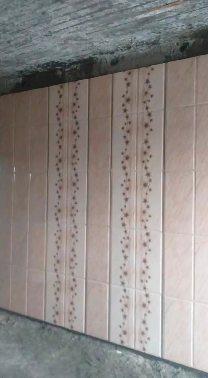 ‏سلام عليكم 👈 اسطه كاشي شغل👈 درجه اولى👏 وشغل مثل ما موضح😍 كدامكم شغل كلش نضيف و يشغل مرمر و يشغل شقف ثانوي درجه أولى للستفسار عل رقم ***********￼ و تدلل ❤️👍￼
