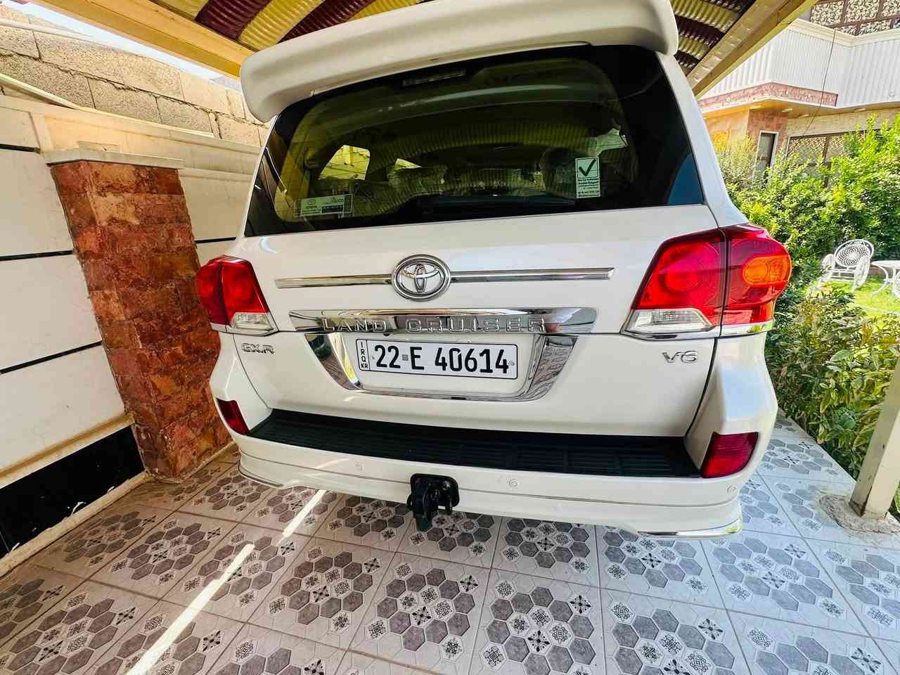 بسم الله ما شاء الله 
لاندكروز ١٣ باب أول  مكفولة عدا دعامية الأمامية 
ماشية ١٧٠ الف حقيقي 
٨ ايرباك 
رقم وسنوية جديدات ل ٢٨
تخم تاير دنلوب الأصلي 
كير محرك تبريد صدر جديد كله مكفول خير من الله
سيارة نظيفة جداً وحلوة 
العنوان 
ديالى   ***********
السعر ٣٣٥$ وبي مجال بسيط جداً جداً
