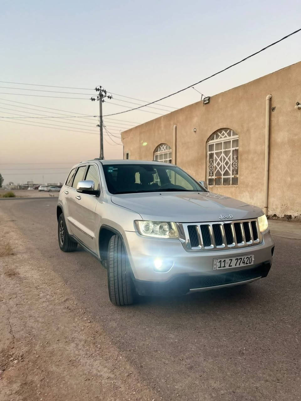 السلام عليكم 
بيع او مراوس
جيب موديل ٢٠١١
السياره فوول مواصفات للأخير وجاهزه من كلشي كير مكينه حداديه تبريد تخم تاير جديد وحولتهه قبل يومين سنويه وكلشي جديد بدون حادث مصبوغه حزام للجماليه السياره جديده كلش السعر ١٢٧$ وبيهه مجال
المكان بابل محاويل
***********
