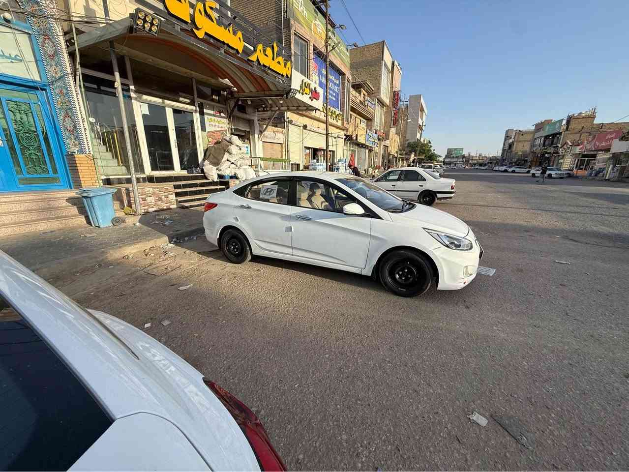 اكسنت ٢٠١٦
السعر 83
محرك ١.٤٠٠
كير محرك كفاله
حداديه جاهزه ١٠٠٪؜١٠٠
تبريد شغال وفول
السياره ما عايزه اي نقص
السياره بيها صبغات 
شواصي لغود كفاله
مكاني النجف
***********
*********** النجف, العراق

نص مكتوب في الصور:
- اليوم
- ٦:١٢ ص