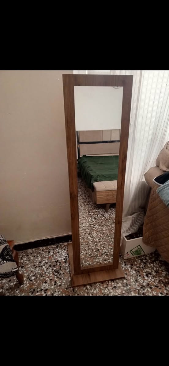غرفه تركيه جديده استخدام شهرين السعر ٨٥٠ رقم الهاتف ***********
