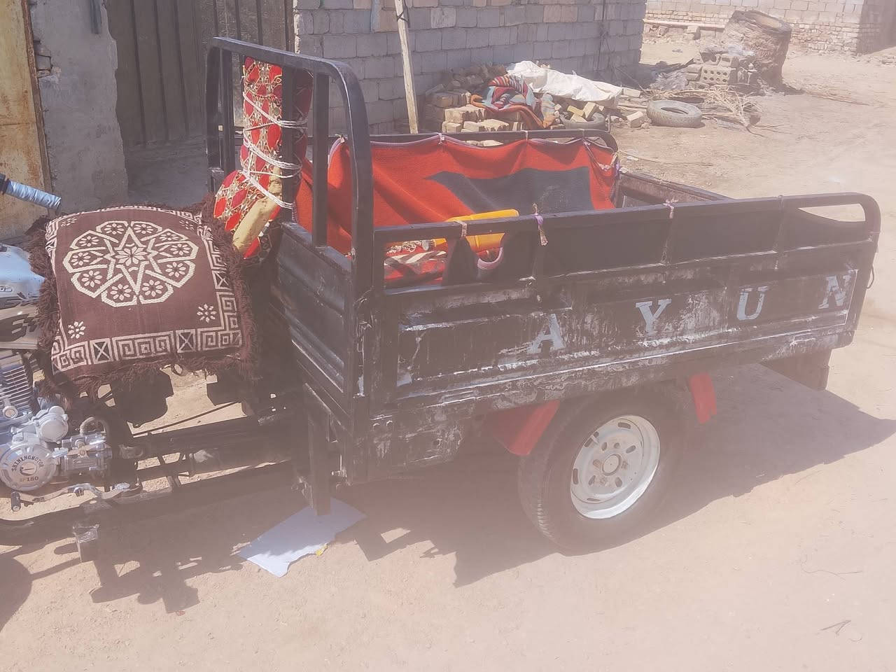 سلام عليكم ستوته  داوان البيع مكينه امتيار  جديده سدر دبلات كلهن جدد شديته بزياره ستوته كلك مكاني كربلاء طوريج سعره 700وبيه مجال الشراي *********** متواجد خاص وتساب الشراي بيه خير ويدلل الستوته احله من هيج نضيفه لله شاهد بس كامرت تليفون ماواضحه
