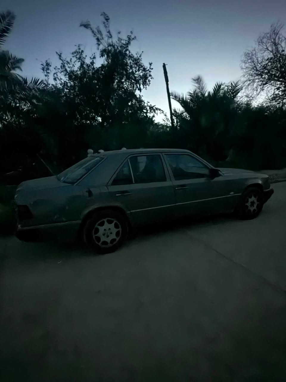 للبيع مرسيدس موديل 1994 🚘

سيارة مرسيدس بمحرك 250 سيارة مجوردة مناسبة للي يعرف قيمة المرسيدس وأصالتها 
السيارة معروضة للبيع للجادين فقط واللي مهتم ويريد يعرف التفاصيل أو يشوف السيارة يتواصل وياي 

💰 السعر 40 ورقة وبيها مجال

📍الموقع: البصرة – أبي الخصيب
📞 ***********
