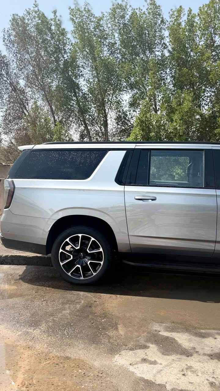السلام عليكم
للبيع سوبربان موديل 2025 رقم بصره شهداء سياره موصفات RST ومعروفه موصفاته مفوله بانوراما جنطه كهربائي حساسات امامي خلفي 
رادار امامي كشنات تدفئه امامي خلفي محرك 5300 ضربتها فقط جاملغ امامي ودعاميه ايرباكات راجعات سستم ماشيه 32 الف كيلو سعر 550 وبيها مجال عنواني بصره زبير
 رقم الهاتف *********** / ***********
متوفر اتصال واتساب اتصل وتدلل
