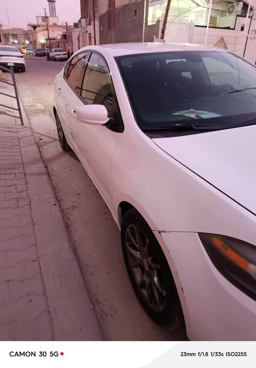 . دوج دارت 2016 
محرك 2400  تبريد ❄️ 
نقصها بس حدادية وحجر صالنصة 
رقمها ذي قار 
مكانها النجف 
الاتصال ***********
