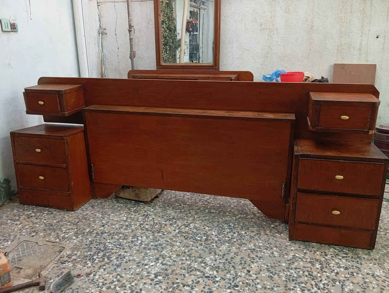 للبيع • غرفة نوم • كربلاء