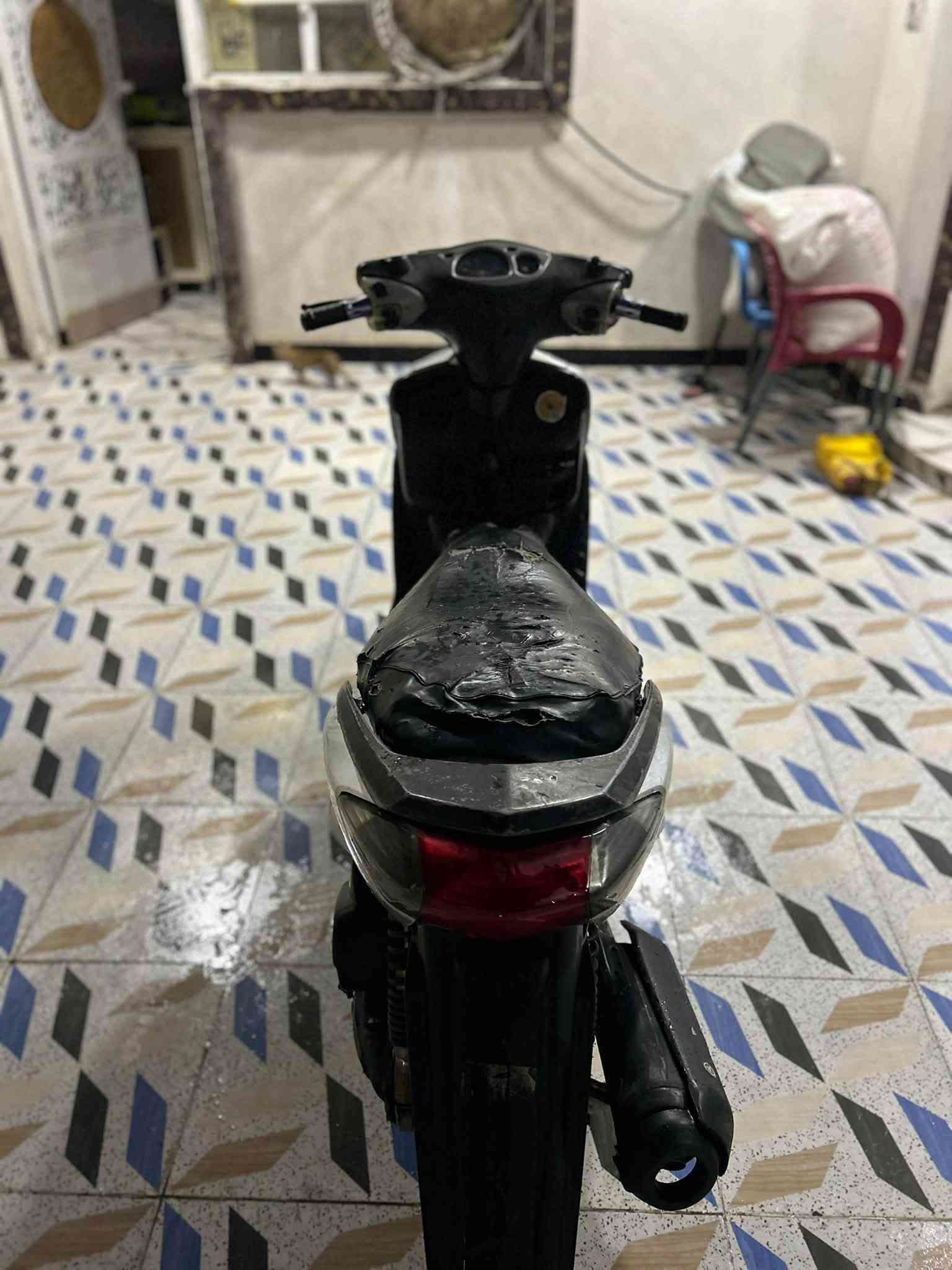السلام عليكم سكنس نثيه شغاله مكينتها نظيفها اي نقص مابيها بس باتري كهربائيات شغاله السعر 475بيها مجال  العنوان محموديه رقم التليفون 0789161224بي واتساب
