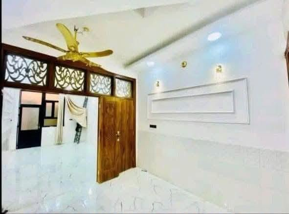 بيت للبيع طابو صرف سند حر 

📐 100م – نجف / مجمع بيتي

مقابيل  مجمع السلطان 

🏠 غرفة، صالة، استقبال، مطبخ

🚿 صحيات (2) + مكشوفة

⚡ جميع الخدمات متوفرة

صطح شتايكر 

شغل مال جناي 

💰 السعر مناسب كلش (جوه السوك  )

 
***********
***********
