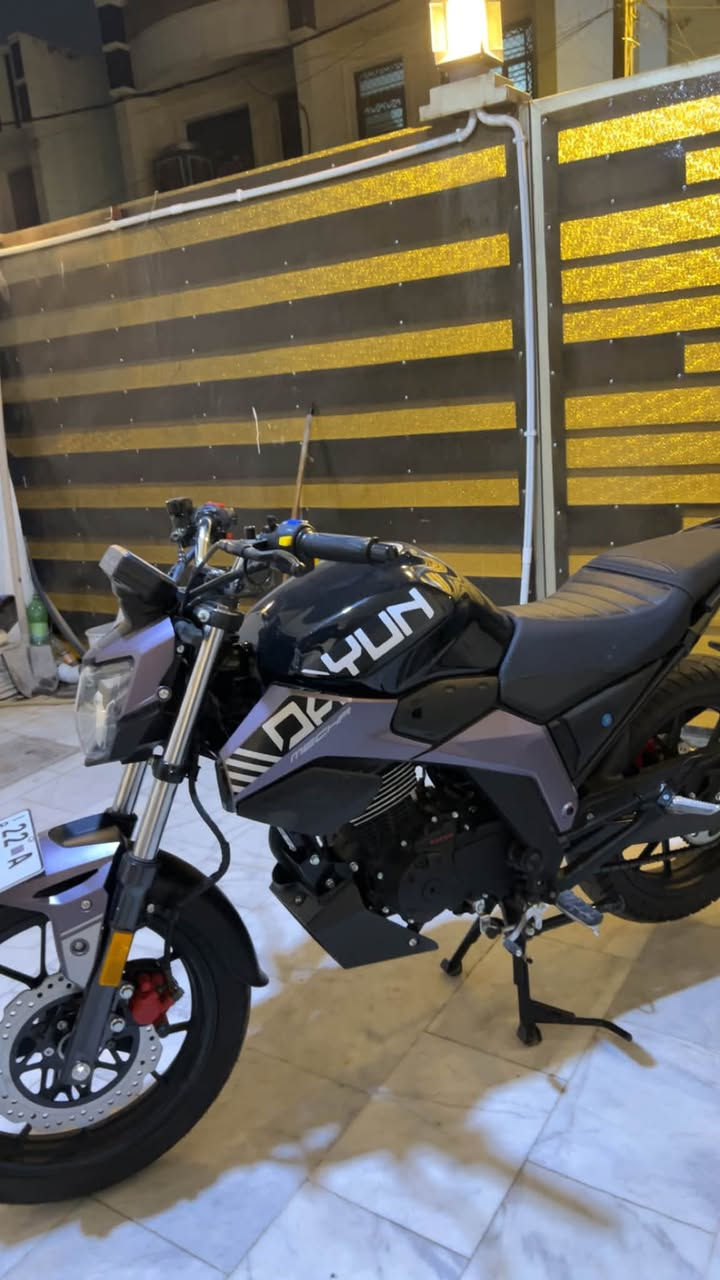 دراجه ميكا 2026 200cc سي بي إف مشدود صالتصه ريضي و الصالنصه البلاديه مالتها موجوده تاخذها وياها 
مرقم كامل اربيل 
مكان دراجه بغداد
رقم ***********
