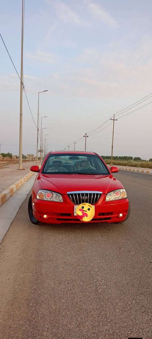 سلام عليكم 
للبيع هونداي الانترا وارد امريكي 
محرك وكير خير من الله
محرك 2000 
تبريد شغال ثلج 
تخم تاير جواهه
حداديه ممتازه
منظومه لايت LED
سنتر لوك شغال 
شاشه مع كامره بك دواره  
فتحه سلايت روف قماره  
سياره نظيفه وجاهزه من كلشي 
رقم بغداد شرط التحويل
السعر 70 وبيهه مجال 
كوت دجيلي تفاصيل اكثر الاتصال ***********
