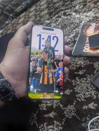 آيفون ١٦ برو ماكس • بطارية ٩٠% • ضهر اصلي