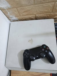 بلي فور برو اونلاين مع يده اصليه + 3 اقراص نضيفات الجهاز ما مفتوح و نض...