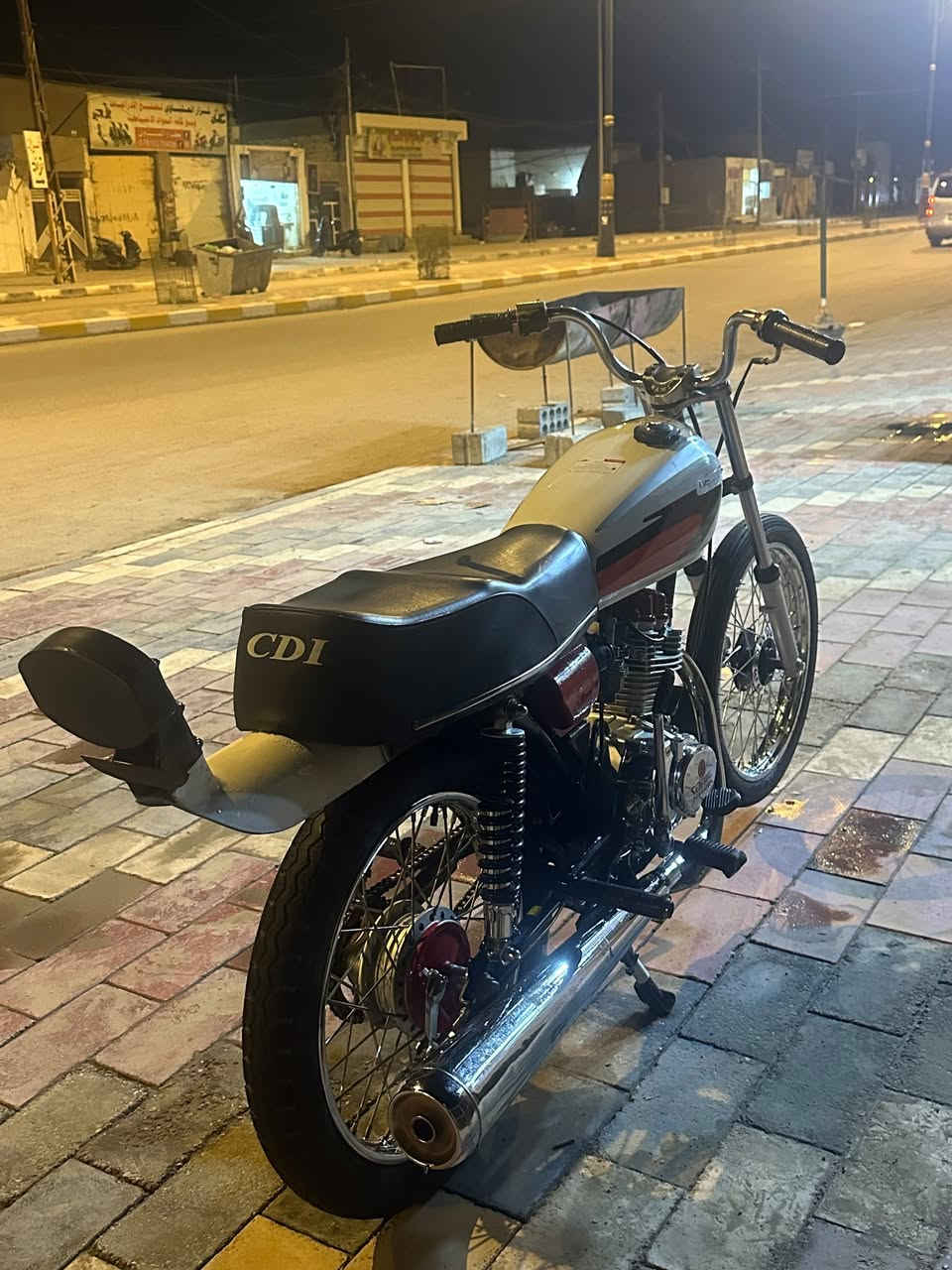 للبيع تعمير 26 وشاصي 22 سكنر مكينه مامفتوحه حت مامفيلسه  برغي ماعيزه السعر 700وبيه مجال مكاني نجف المناذره *********** غير متواجد عل خاص
