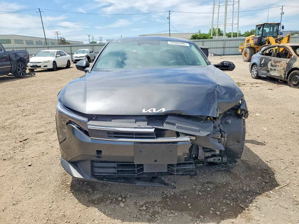 السيارة: 🚘2026 KIA K4 LXS
بيع مباشر \  80  ورقه 
تاريخ المزاد 🗓️:  3 \ 9 \ 2026
تدخل بكتاب الشهداء 📋
━━━━━━━━━━━━━
🚗 كل شركات الشحن رفعت أسعارها، إلا شمس العراق 🌞
الشحن صار متوفر لجميع الوجهات اعتبارا من 1/06/2026
✅ ما زلنا نوفر من أرخص أسعار الشحن
✅ بدون أي رسوم أو إضافات جديدة
✅ نفس الخدمة الموثوقة ونفس الجودة
ربع السعر صار #الشحن_من_امريكا للعراق 🇮🇶 🇨🇦🇺🇸🇦🇪
#شمس_العراق #الشركة_الاولى_في_المزادات_الامريكية
وخدمات الشحن من جميع الولايات الامريكية والامارات 💯
       🚧 اول شركة تأسست في العراق عام 2007 🚧
        ‏‎‏‎(( نحن الوكيل الرئيسي للشحن ومزادات السيارات ))
        حجوزات مباشرة من شركات الملاحة وفتح حسابات
           ‏‎‏(( MSC  #Maersk# )) ((COPART - IAAI)).
مميزاتنا حقيقة مع الضمان 👍🏻 :-
‏‎‏‎1- أرخص #اسعار_الشحن في العراق. ✅
‏‎2-حساب مزادات منخفض العمولة للمكاتب والجملة.
‏‎‏‎3-سحب السيارة من المزاد خلال 24 ساعة فقط. 🅾️
‏‎‏‎4- تتبع خاص لمتابعة النقل من المزاد لحين وصول السيارة اليك.
‏‎‏‎5- شحن قطع الغيار من امريكا بشكل مباشر خلال 6 ايام .
6- سهولة بالتعامل مع ضمانه مرتفعة.
7- اكثر من 38 فرع للشركة داخل العراق. ✅
8-شركتنا مدعومة من #رابطة_تجارالسيارات_العراق
9- توفير وكالات لاصحاب الشركات والمكاتب والتجار
10- ورشة متكاملة في الامارات للتصليح خاصة لشروط الفحص والمتانة الخاصة بمرور دبي . 🅾️
11- السرعة الفائقة في الشحن والتحميل VIP . ✅
12- شحن الحاويات حسب الطلب من امريكا بشكل مباشر او الامارات مع التحميل والتغليف حسب رغبة الزبائن.
13- تخزين مجاني داخل امريكا لتجار الجملة وقطع الغيار.
14- توفير قطع الغيار من امريكا والشحن مجاناً داخل السيارة. ✅
‏
          وجهات الشحن  : - من امريكا 🇺🇸 وكندا 🇨🇦 الى
( العراق - الامارات - كردستان - تركيا - الكويت - عُمان - مصر - السويد - التشيك - السعودية - البحرين - اليمن - ليبيا - المغرب )
‏‎‏‎لا تتردد وقم بمراسلتنا لتفاصيل اكثر
 او الاتصال بمركز خدمة الزبائن 📞
                   الرقم المختصر (((    6335    ))) ☎️
 واتس اب  ***********
واتس اب   ***********
فروعنا_في_بغداد  :
فرع_المنصور
المنصور - شارع مزاد الزهور- مجاور كاتب العدل
***********
***********
فرع_حي_اور
حي اور - مقابل جامع الصادقين
***********
***********
فرع_بغداد_الجديدة
شارع المسبح- مقابل افران الهادي
***********
فروعنا_في_المحافظات: 💯
فرع البصرة
البصرة - تقاطع المشراق - مقابل مستشفى المواساة
‏***********
فرع_النجف
النجف- شارع الاسكان- مقابل حي عدن
***********
***********
فرع_كربلاء
قريباً
فرع _الموصل
قريباً
فرع الدورة
قريباً
فرع الانبار
قريباً
فرع ديالى
قريباً
قسم الشكاوي 📌
***********
كروب الواتس اب 💯💯💯💯
‏متابعة قناة شمس العراق ( البيع المباشر ) على واتساب :
‏https://whatsapp.com/channel/0029Vauaj9fIyPtN0oRwRp0S
التيك توك 💯💯💯💯
‏https://www.tiktok.com/@a30006000?_t=ZS-8usvG56uO0X&_r=1 عرض أقل عرض أقل عرض أقل
شركة شمس العراق لاستيراد السيارات عرض أقل عرض أقل عرض أقل عرض أقل عرض أقل عرض أقل عرض أقل عرض أقل عرض أقل عرض أقل عرض أقل عرض أقل عرض أقل عرض أقل عرض أقل عرض أقل عرض أقل عرض أقل عرض أقل عرض أقل
