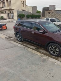 سورنتو ٢٠١٧ • ٧ راكب • رقم بغداد