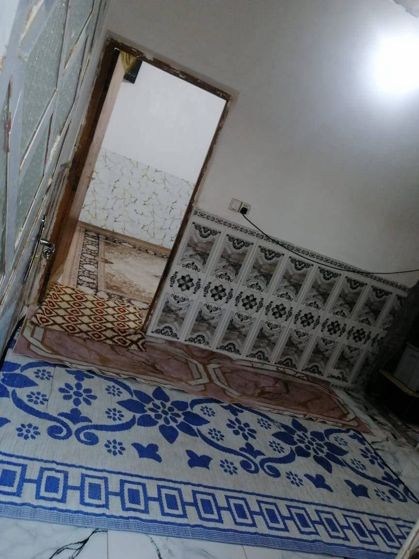 دار للبيع 50 متر غرفه وصاله وحمام ومكشوفه ومطبخ وطرمه وصحيات حي ميسان خلف سكله الكرعاوي السعر 17 وبي مجال ***********
