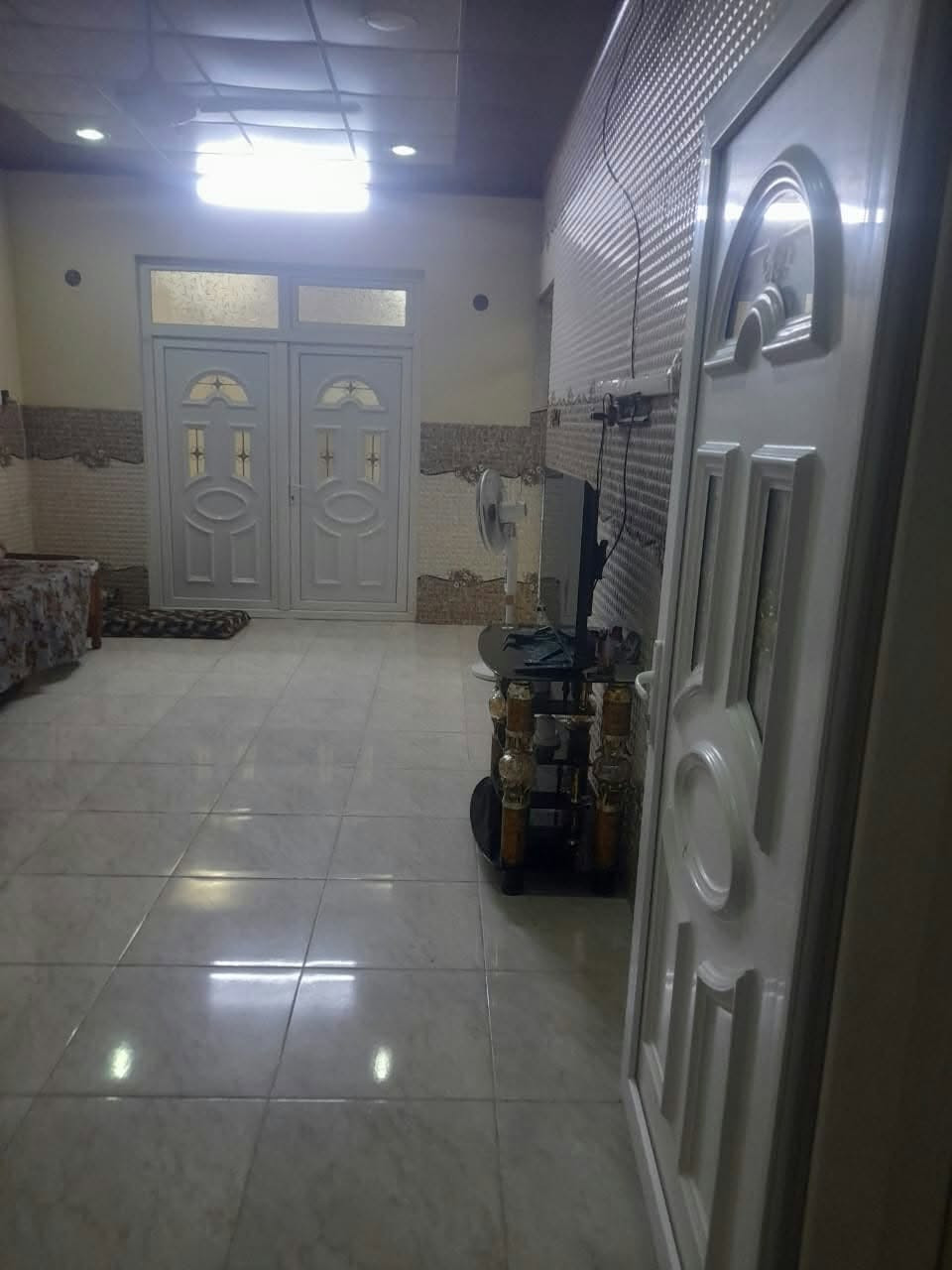 ١٦٠م • سند رزاعي • كراج سيارة