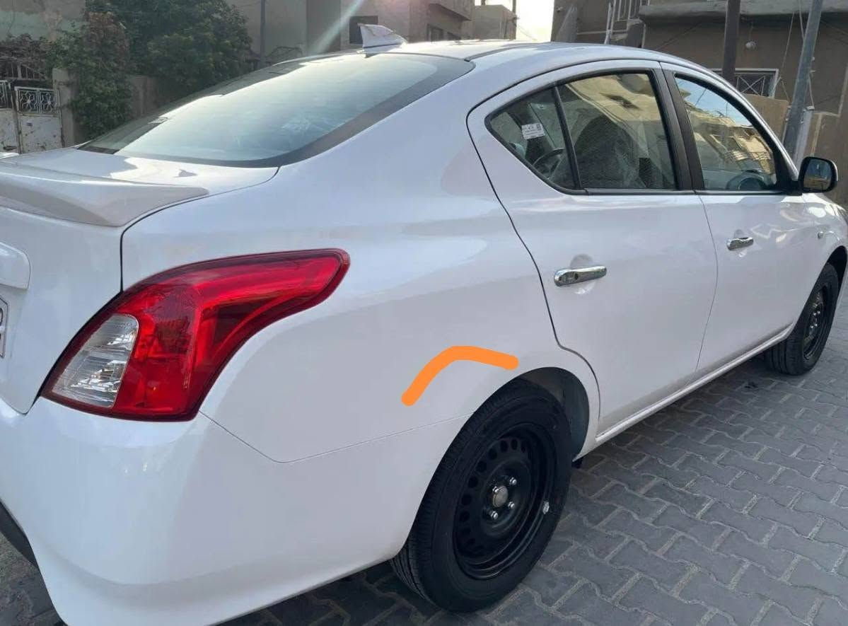 نيسان سني هندي موديل ٢٠٢٥ سنوية لل٣٠ بأسم شركة  شورة سيارة ماشية ٣٠ الف كفالة من صبغ والفتح وتبديل.. فقط طختين صغار بالبنيد والهلال الخلفي.مأشر عليهن. سيارة جديده وجاهزة السعر ١١٩ مكان سيارة بصرة زبير حي الأمير.. قرب شارع البرجيسية *********** اتصال وتساب
