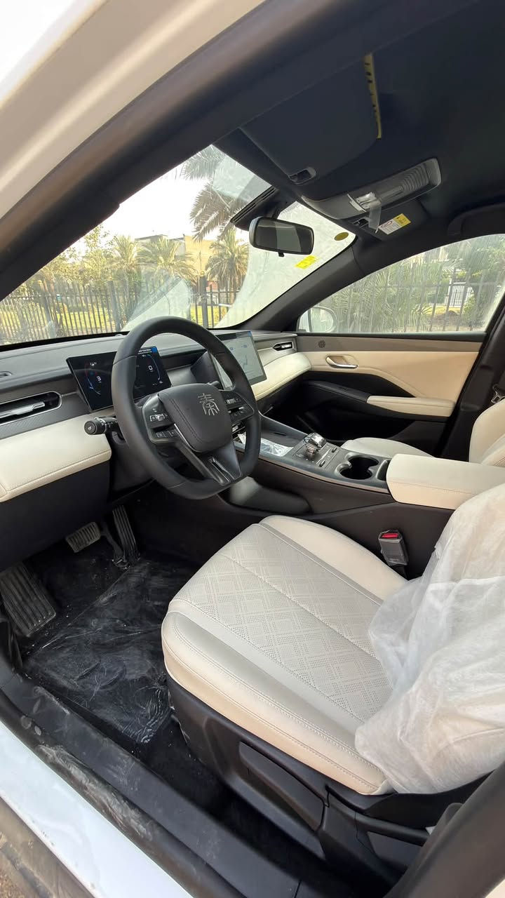 سلام عليكم
يتوفر الان BYD qin plus 2025 زيرو 0 غير مستعمل
بي واي دي جن بلاص 2025 زيرو الي تمشي 2100 كيلو  بالتفويلة 

داخل لون ابيض المميز

معه كامل ملحقات سيارة :
من شاحنة اصلية كارت فوم و منفاخ اطارات 

انسب الاسعار 
بغداد السيدية | للاستفسار : ***********
