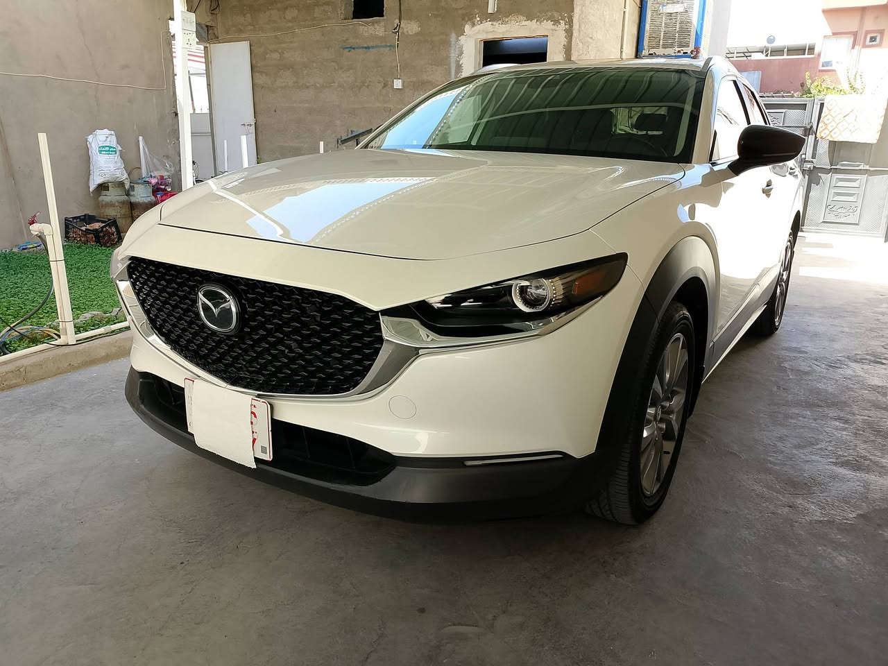 سلام عليكم مازده CX30موديل 2024 بدون صبغ بدون تبديل بس بي بارد بعض مكانات ارباك پرده و كوشن فقط سياره بدون سستم ارباك رقم كاتي  مواصفات بصمه كوشن جلد سقف سلايت دبل اكسل مكان سياره كركوك ***********صوره حادث موجود بل منشور

