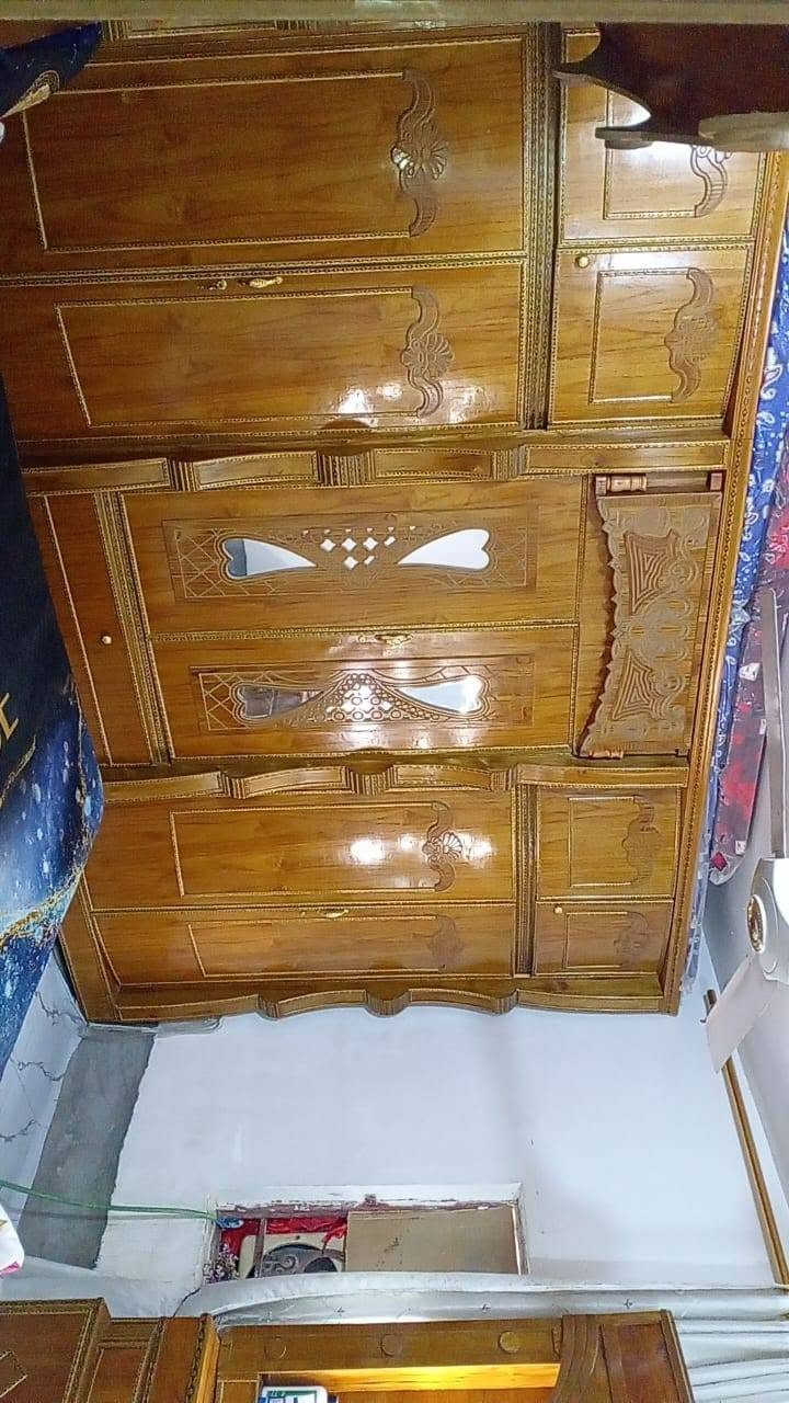 سلام عليكم للبيع  غرفه لسعر مليون وبيها مجال//***********
