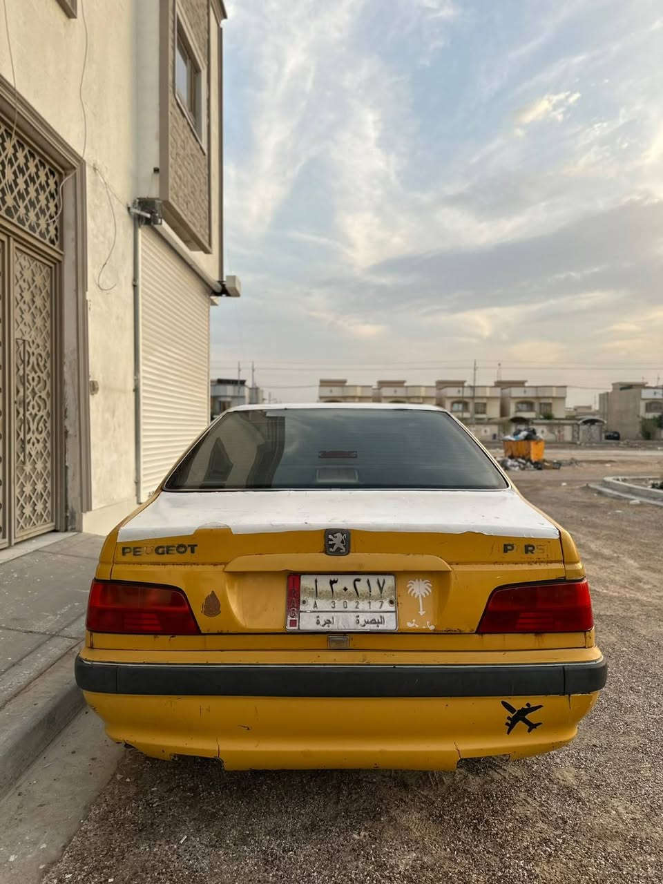 ٢٠١٣ • البصرة • مكينة نضيفه