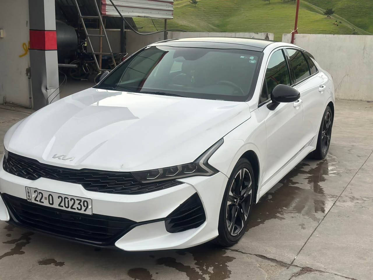 Kia k5 2022 
فول مواصفات 
مرقمة جاهزة 
بيها 4 مكانات صبغ بدون دواخل بدون ايرباك 
الرقم : ***********
السعر : 178$
مراوسة فقط مع مارسيدس 2020 و فوق رقم شمال اكر, نينوى
