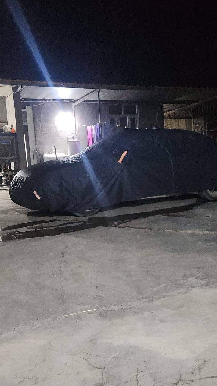 جاي حالوب 🥶 ومطر 🙀
اخذ جادر قوي 💪 مبطن طبقتين واحميها 🚗
وهم يفيد بالصيف لان عازل حراري وعاكس للشمس ☀️ 
اسعارنا تنافسية جدا 💥وجادرنا الاصلي 👌مراسلها واستاب ***********
