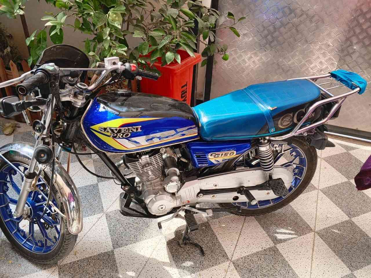 بسبب الوعود الكاذبه
دراجه سيفان نضيفه ماناقصها اي شي موديل 25 سعرها 650 وبيها مجال  ***********

