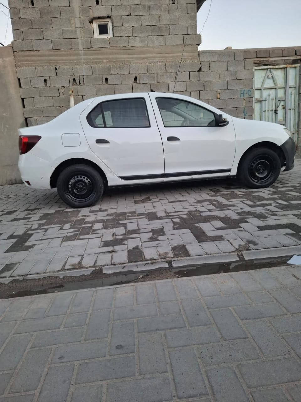 السلام عليكم
سيارة رينو سمبول مديل 2019
كلشي بيها جديد حدادة ، تايرات ، باتري تبريد ، فيت بم ، مابيها ضربة بس دحجة كلشي بيها تمام ماعدا المحرك يخربط
السعر ٥٠ وبيها مجال قليل
اتصال اسيا *********** وبيه واتساب
اثير ***********
العنوان الزبير الزبير, البصرة
