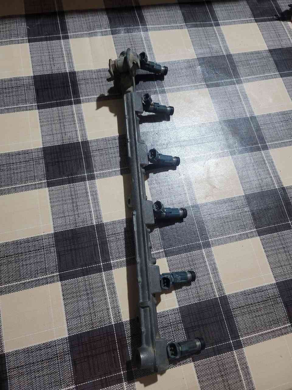 من رخصة الإدارة المحترم 

سلام عليكم نوزلات مكينة 2.5  vvt  شرط الشغل وهاي تصويرهن كدامك شرط على الفحص اذا موزينات مرجوع مالات حاوية فاتحهن من مكينة بيدي السعر 90 الف وبيهن مجال مكاني بالبصرة قضاء ابو الخصيب حي عسكري رقمي للتواصل *********** سيد  مرتضى
