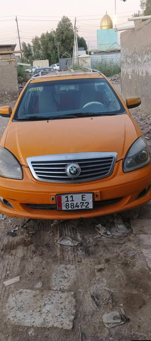 لبيع جيلي موبل موديل 2013اوتوماتيك بسمي مصفرة هيئة وغرامات كير جديد صالة اسبوع من شادة حدادية جديدة  السعر 35وبيهة مجال للاتصال على الرقم ***********مامتواجد على النت

