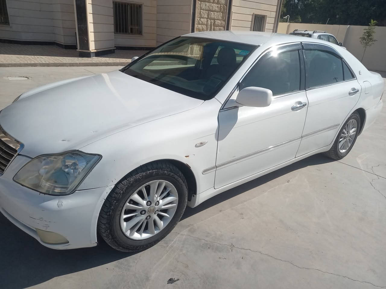 شاهينة للبيع ٢٠٠٥ مكفورلة من الكصة والاصوليات شرط تحويل شاصي ١٨٠  للاستفار الاتصال على الرقم ***********  سعر ١٢٠ وبيهة مجال بيهة صبغ باب خلف السايق والدوسات والمري
