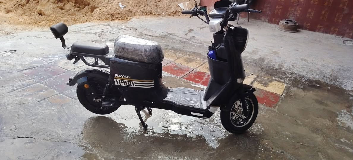 ار 900 دراجه شحن خمسه بطاريات للبيع بحي العامل بسبعه نسيان سعر 550 بيها مجال ***********بيه وتساب
