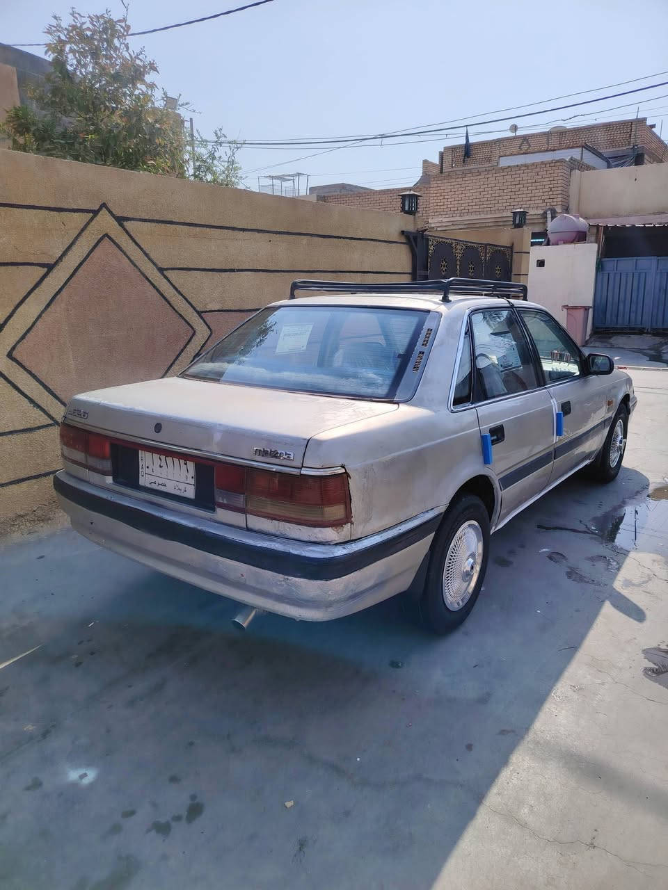 السلام وعليكم مازدا للبيع موديل 1992 سياره جاهزه ماكينه وكير اوتوماتيك تخم تاير جديد سياره كلش حلوه وجاهزة  كهربائيات جاهزه رقم كربلاء تحويل مباشر سعر 27 وبيها مجال مكان واسط العزيزية رقم الهاتف ***********.

