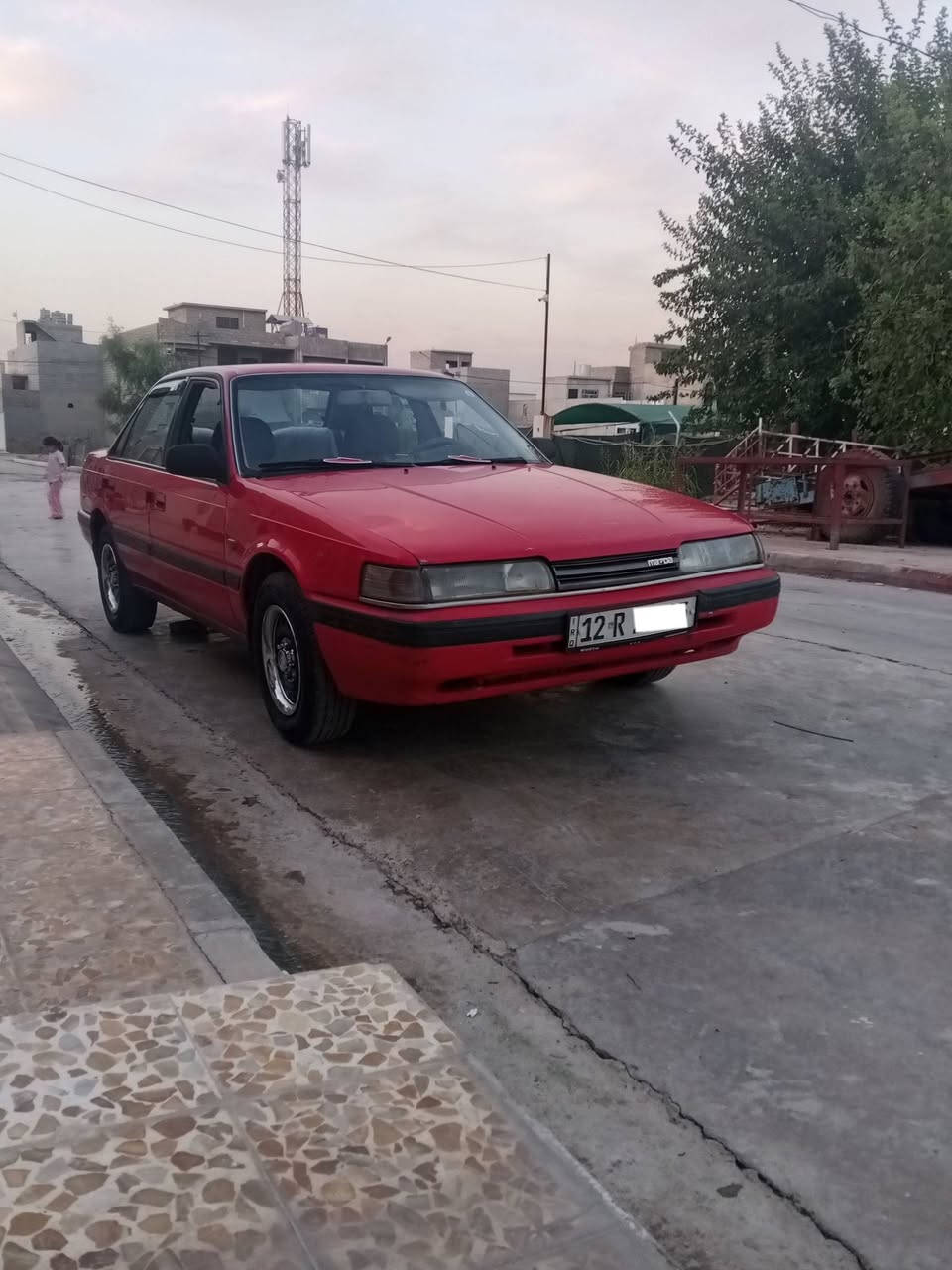 السلام عليكم مازده البيع موديل 90رقم نينوى نكليزي محرك 8بخ مكفوله من الصبغ وال طخه سنويه ال 2030 كابون بنزين بيه السعر 40وبيه مجال مكاني موصل الايسر استفسار على رقم ***********

