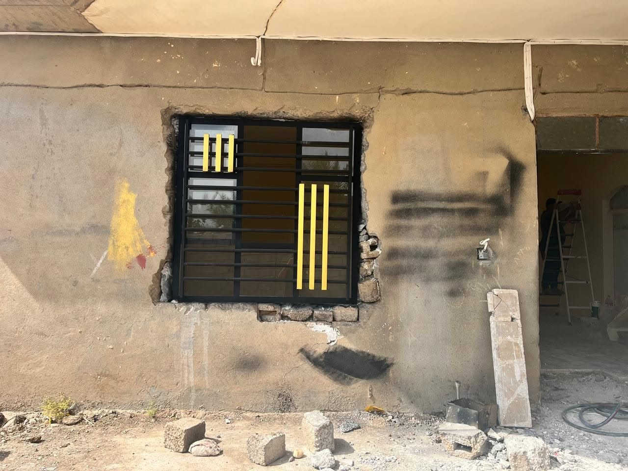 🪟 شغل متقن، جودة تفتخر بيها، وأسعار تناسب الجميع ✨
الجودة شغلنا، ورضاكم غايتنا. 🤝
جانب من أعمالنا اليومية في تركيب زجاج البيوت 
بأي مكان بداخل الموصل اتصل بينه وتدلل 
العنوان/جنوب الموصل/ناحية الشورة/ بالقرب من أسواق علي الشياب للتواصل والاستفسار 
***********
‏‪***********‬‏
