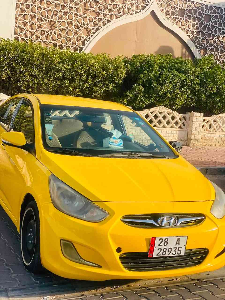 سلام عليكم اكسنت موديل ١٣ للبيع محرك ١٦٠٠ خليجي بيها ضرر قطعتين السياره جاهزه محرك وكير جاهزات تخم تاير جديد درايمات جدد بوربرين جديد غرفتها حلوه السياره بيها منظومة غاز انسى الصرف رقم نجف انكليزي بسمي مداور ثاني يوم سياره احلى من الصور مكاني نجف شارع المطار السعر ٧٩ وبيها مجال  رقمي ***********
