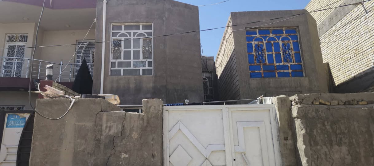 لسلام عليكم دار للبيع المساحه 100 متر طابقين بي ستقبال وصاله او 4 غرف او تخاريج او حمام جوه وحمام فوك
العنوان  حي ميسان الشريط قطاع 73 رقم الدار 154
قرب مجسرات الزهراء  
بنيان طابوق جيري الطابق الاول
والطابق الثاني فرمستون السعر 118  وبي مجال 
الستفسار اتصل ا بيع مستعجل
*********** رقم الثاني ***********
لسلام عليكم دار للبيع المساحه 100 متر طابقين بي ستقبال وصاله او 4 غرف او تخاريج او حمام جوه وحمام فوك

لسلام عليكم دار للبيع المساحه 100 متر طابقين بي ستقبال وصاله او 4 غرف او تخاريج او حمام جوه وحمام فوك
