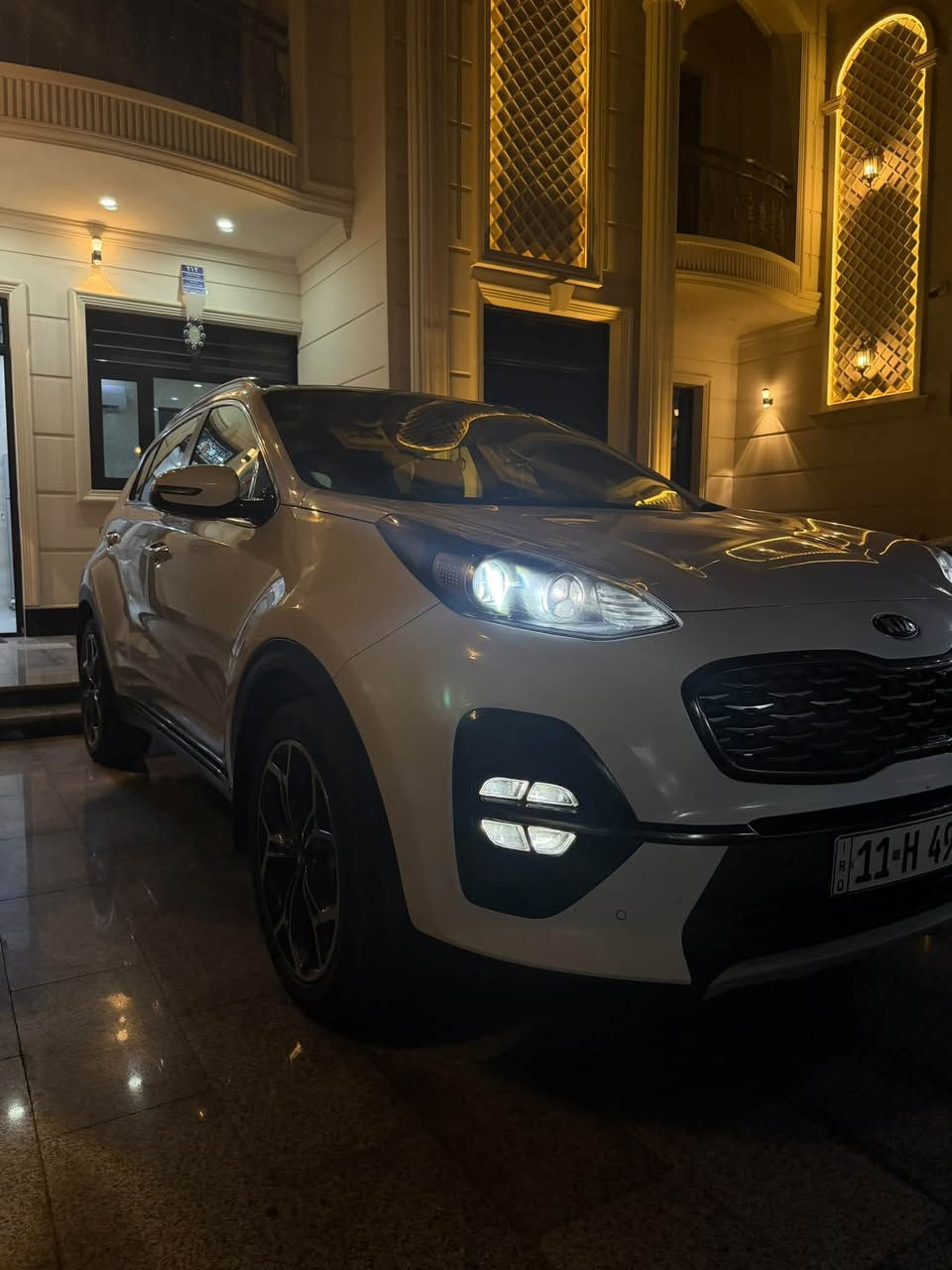 السلام عليكم 🕊️
سبورتج 2021 جيتي لاين ( المقدسه) 🚗✨
فول مواصفات للاخير اعلى فئة 1/1
مكفولة من صبغ وتبديل كفالة عامة عدى رصعة بسيطة في اسفل الباب الخلفي 🛡️
وكالة الشركة الدولية ام الضمان
بصمه تشغيل 📲
بانوراما 🌌
كراسي كهرباء ⚡️
كراسي جلد اصلي 🐮
مكينه 2000 دوش 🌬️
هاند بريك بصمه
شاحن واير ليس 🔌
شاشه ابل كار بلي 📱
اريل نفكيتر 🚪
كامره دواره 📹
قطعتين تبريد ❄️
تشغيل عن بعد 📡
3 انظمه قياده 🏁
كراسي اماميه كهرباء ⚡️
حساس امامي وخلفي 📏
8 ايرباك عدد 🛡️
لايت LED 💡
كشافات زينون 🔦
بكلايت LED 🚙
ويل كب 19 ⚙️
شفتات مقود 🎛️
وباقي المواصفات المعروفه ✅
رقم بغداد جديد بإسمي تحويل مباشر 📄
سيارة جديده بلعافيه ع الياخذها 😍
ماشيه 70km 📉

مكان السيارة بغداد 📍

*********** 📞

السعر :: 220 وبيهه مجال بسيط حك الجية 💰
